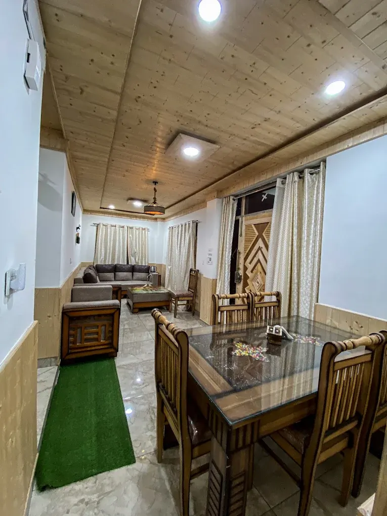 Homestay in Kathot at Alpine Crest Homestay