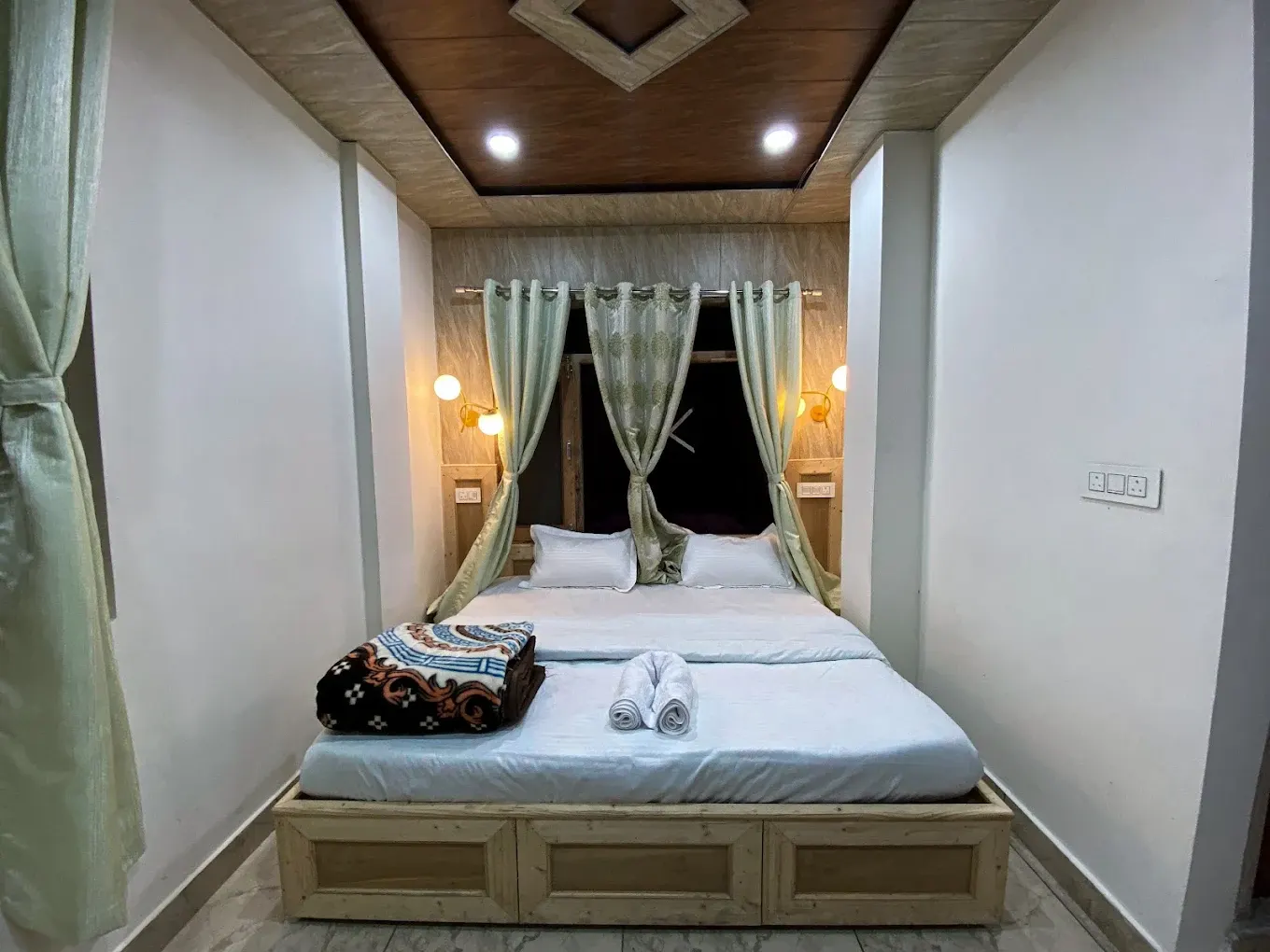 Standard Room at Alpine Crest Homestay, Theog